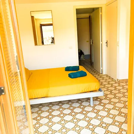 Costa House *